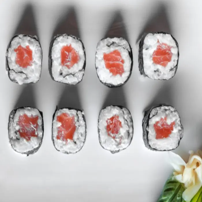 Salmon Maki